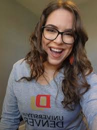 Arlena Jonas's Instagram, Twitter & Facebook