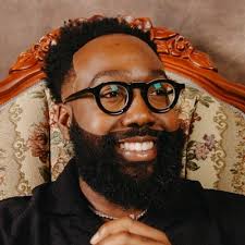 We did it! My boss Justin Forman just surpassed me in followers! While I  would like to take credit for this milestone, I know it's really due to the  incredible content that