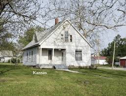 Sweet c.1920 Kansas Handyman Special $92K