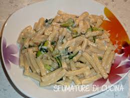 Pasta Al Gorgonzola Con Zucchine Grigliate Sfumature Di Diabete E Di Cucina