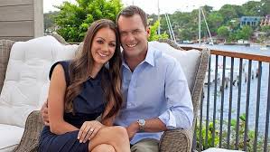 A good way to stick to a new year's resolution of getting fit is to have a wardrobe of activewear. Tv Chippie Tom Williams Shows Off His Designs On Love