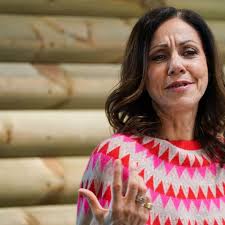 Countryfile presenter Julia Bradbury's hidden health condition ranked one  of top 20 most painful by NHS