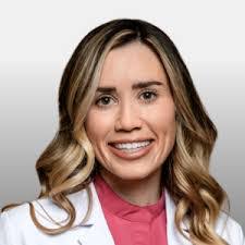 Elizabeth Widmer's Instagram, Twitter & Facebook