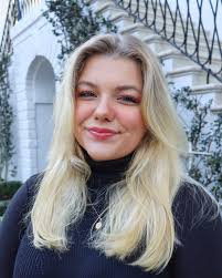 Daniel Community Scholars Group 8 kicked off their project with a Volunteer  Orientation dinner! In partnership with The House Tuscaloosa, Group 8 is  working to improve literacy for juveniles at the Tuscaloosa