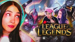 NEZUMI juega LOL con MOLLY, CAPRI, XENTAYAH y EVA ❣️🤣