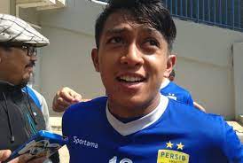 Maybe you would like to learn more about one of these? Ini Cara Ngabuburit Gelandang Persib Republika Online