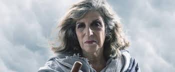 Review: Theatre Coup d'Etat Brings Us a Stripped Down, One Act,  In-the-Round, Intimate Production of Shakespeare's THE TEMPEST