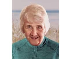 Natalie Dill's Instagram, Twitter & Facebook