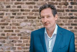 Eckart von hirschhausen kann sich nicht über zu wenig arbeit beklagen: Dr Eckart Von Hirschhausen Pflege Professionell