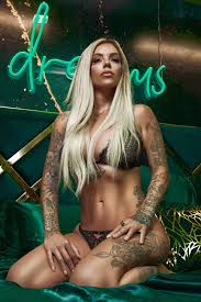 Mayra Dias Gomes - Free nude pics, galleries & more at Babepedia