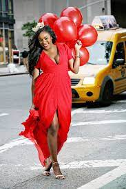 30th birthday photoshoot ideas for black women. Black And Gold Party Inspiration By Elle S Couture Events Aisle Perfect Birthday Photoshoot Birthday Outfit For Women Birthday Woman