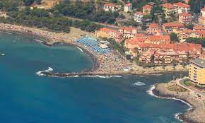 Secondo i dati istat al 31 dicembre 2019, i cittadini stranieri residenti a san lorenzo al mare sono 104. San Lorenzo Al Mare Italien Tourismus In San Lorenzo Al Mare Tripadvisor