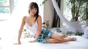 あやみ旬果 - 無修正流出视频 : 癒らし隠語×極上エスコートSEX あやみ旬果 (番号 : ABP-664)