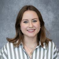 Paula Feterl's Instagram, Twitter & Facebook