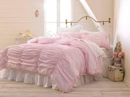 La camera da letto è l'ambiente più intimo e personale della casa. Arredare La Camera Da Letto In Stile Shabby Chic Bzcasa Magazine