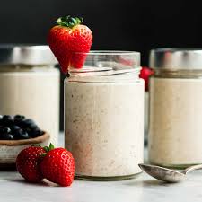 It's also super convenient, given the fact that you can make these oats a couple days in advance and grab and go in the morning. Easy Overnight Oats With Yogurt Joyfoodsunshine