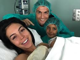 Top bet sportsbook counts them down in pictures. Cristiano Ronaldo Girlfriend Blessed With Baby Girl