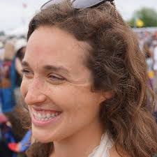 Tess Manning (@hotmesstess)