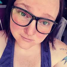 Michelle Wetherbee (@snowtigris92) • Instagram photos and videos