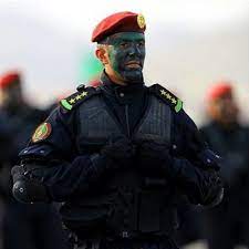 صورة لنقيب سعودي بالعرض العسكري تحظى بإعجاب المغردين صحيفة الحقو الالكترونية