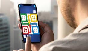 Y aunque lo hiciera, hancock aún no ha logrado persuadir a sus estudiantes para que se desconecten por un fin de semana. Solucion No Puedo Hablar Ni Enviar Mensajes A Un Jugador En Ludo Club Abrir El Chat De Ludo Club Mira Como Se Hace