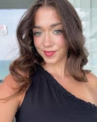 Maddie Steen's Instagram, Twitter & Facebook