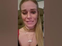 Keri Lyons's Instagram, Twitter & Facebook