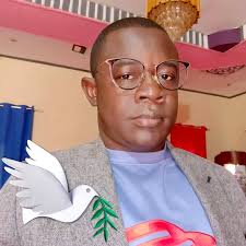 ⚽ 𝐑𝐄́𝐀𝐋 𝐌𝐀𝐃𝐑𝐈𝐃 𝐕𝐒 𝐆𝐄𝐓𝐀𝐅𝐄: 𝐋𝐢𝐠𝐚 𝐞𝐧 𝐟𝐞𝐮!🔥 Hier,  le 𝐆𝐫𝐚𝐧𝐝 𝐁𝐚𝐫𝐜̧𝐚 a trébuché… 😅 Et aujourd'hui, le 𝐑𝐞𝐚𝐥  𝐌𝐚𝐝𝐫𝐢𝐝 pourrait se rapprocher de la première place!⚪⚫ 👀 Mais avec un  𝐌𝐛𝐚𝐩𝐩𝐞́