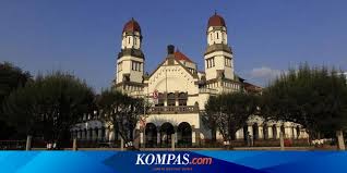 Cerita pendek bahasa indonesia : Lawang Sewu Keindahan Seni Di Balik Mistis