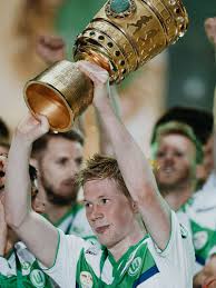 + championship group b match between denmark and belgium's coach introduced kevin de bruyne, victim of antonio rudiger's obstruction in the champions league final, for the invisible dries mertens. We Drive Football Kevin De Bruyne Walk Of Fame