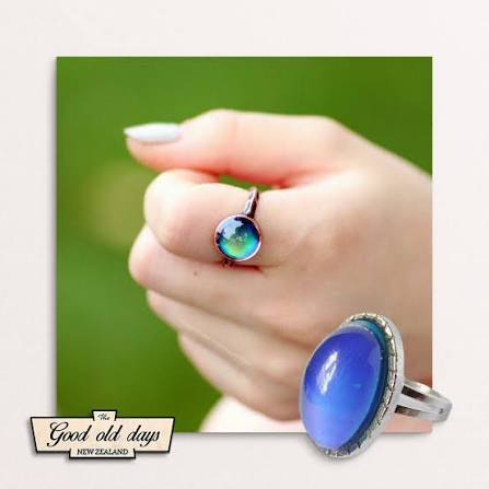 Did you have a 'mood ring'? Back in 1975 kinetic artist Marvin Wernick put thermochromic liquid crystals in a small glass bowl attached to a ring & the fad was born! Changes