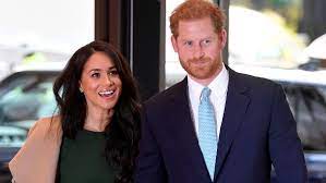 Harry is a plastic leftie! Prinz Harry Und Herzogin Meghan Das Bedeutet Der Name Von Tochter Lili