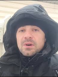 How to clear debris from heating vents?