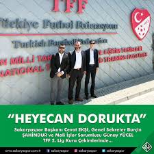 Hendek'i sakaryaspor bayrakları ile donatan hendek belediye başkanı turgut babaoğlu, vanspor mücadelesi öncesinde yayınladığı mesajda, kenetlendik maçı bekliyoruz. Sakaryaspor Ar Twitter Heyecan Dorukta Sakaryaspor Baskani Cevat Eksi Genel Sekreter Burcin Sahindur Ve Mali Isler Sorumlusu Gunay Yucel Tff 2 Lig Kura Cekimlerinde Https T Co Miwwk7hmaw
