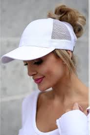 Lots of low bun type looks! Pin On Outfits