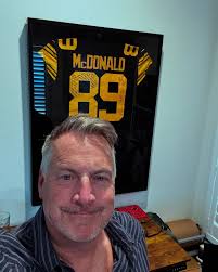 Vance McDonald gave me the last jersey he ever received in the NFL. It's an  honor to hang it