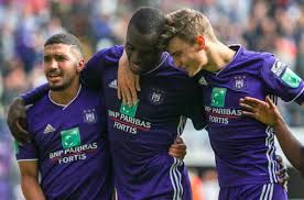 Currently, cercle brugge rank 1st, while rsc anderlecht hold 13th position. Anderlecht S Impose 4 2 Face Au Cercle Bruges Et Conserve La Troisieme Place Bx1