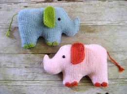12 Cute Knitted Elephant Patterns