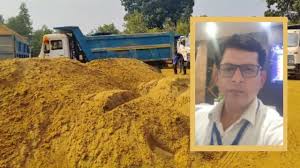 MP: अवैध खनन रोकने गए पटवारी, रेत माफियाओं ने ट्रैक्टर से कुचला, दर्दनाक  मौत | MP Shahdol Patwari killed by sand mafia with tractor stwn | TV9  Bharatvarsh