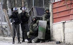 Боевики хамас в ночь на воскресенье продолжили обстрел израиля, а израильские военные нанесли новые удары по сектору газа и взорвали дом лидера хамас. Izrailskie Voennye Nanesli Udary Po Celyam Hamas V Sektore Gaza Politika Rbk