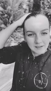 Стильна фотозона для весілля в Луцьку