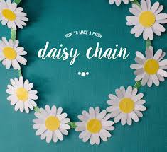 These paper flowers will look awesome. How To Make A Daisy Chain Out Of Paper Paper Daisy Spring Diy Paper Flower Patterns