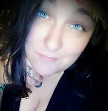 I haven't done a bare back shot since I got my shoulder tats worked on,  so... Happy tattoo Tuesday! Here's to hoping my waist looks the same as it  did the last