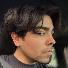 Nicholas Buck's Instagram, Twitter & Facebook