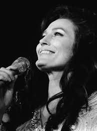 Remember When Loretta Lynn Made Her Grand Ole Opry Debut?