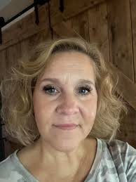 Orange eyed beauty. Newport Maine USA 🇺🇸