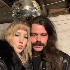 Harper Newell (@hamburger_harper) • Instagram photos and videos