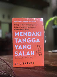 Mendaki tangga yang salah pdf. Resensi Buku Mendaki Tangga Yang Salah Pigura