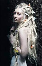 Researching Witch Hairstyles I Found This Style I Would Like To Try Out For My Character Fairy Hair White Dreads White Blonde Hair