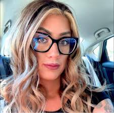 Meet Dr. Joe Yancho, a 2018 School of Dentistry DDS graduate! After earning  his degree, Dr. Yancho served as a dentist in the Navy across the western  Pacific Ocean and later aboard